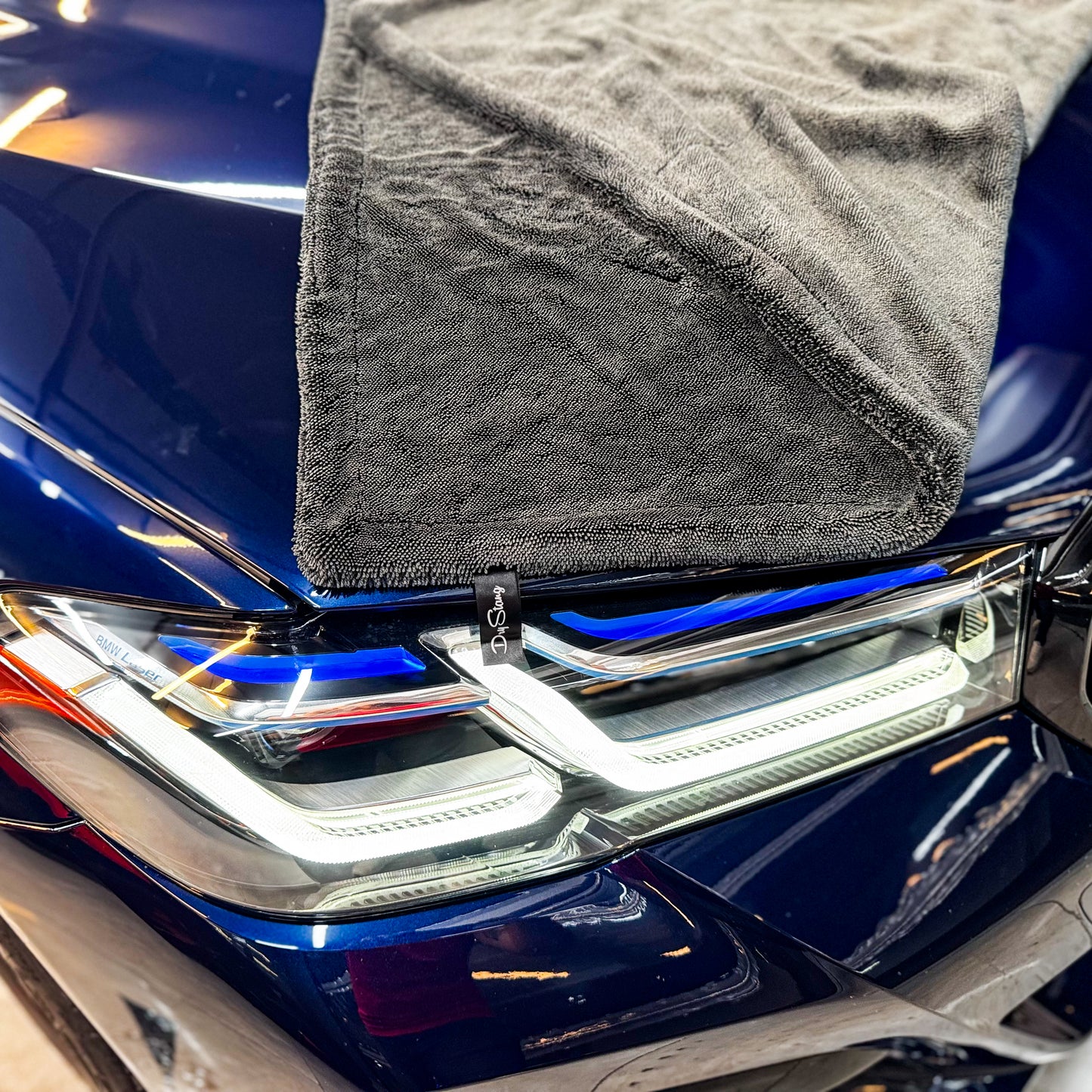 DryStang™ Edition "GERMAN" - 1400 GSM (25in × 36in)