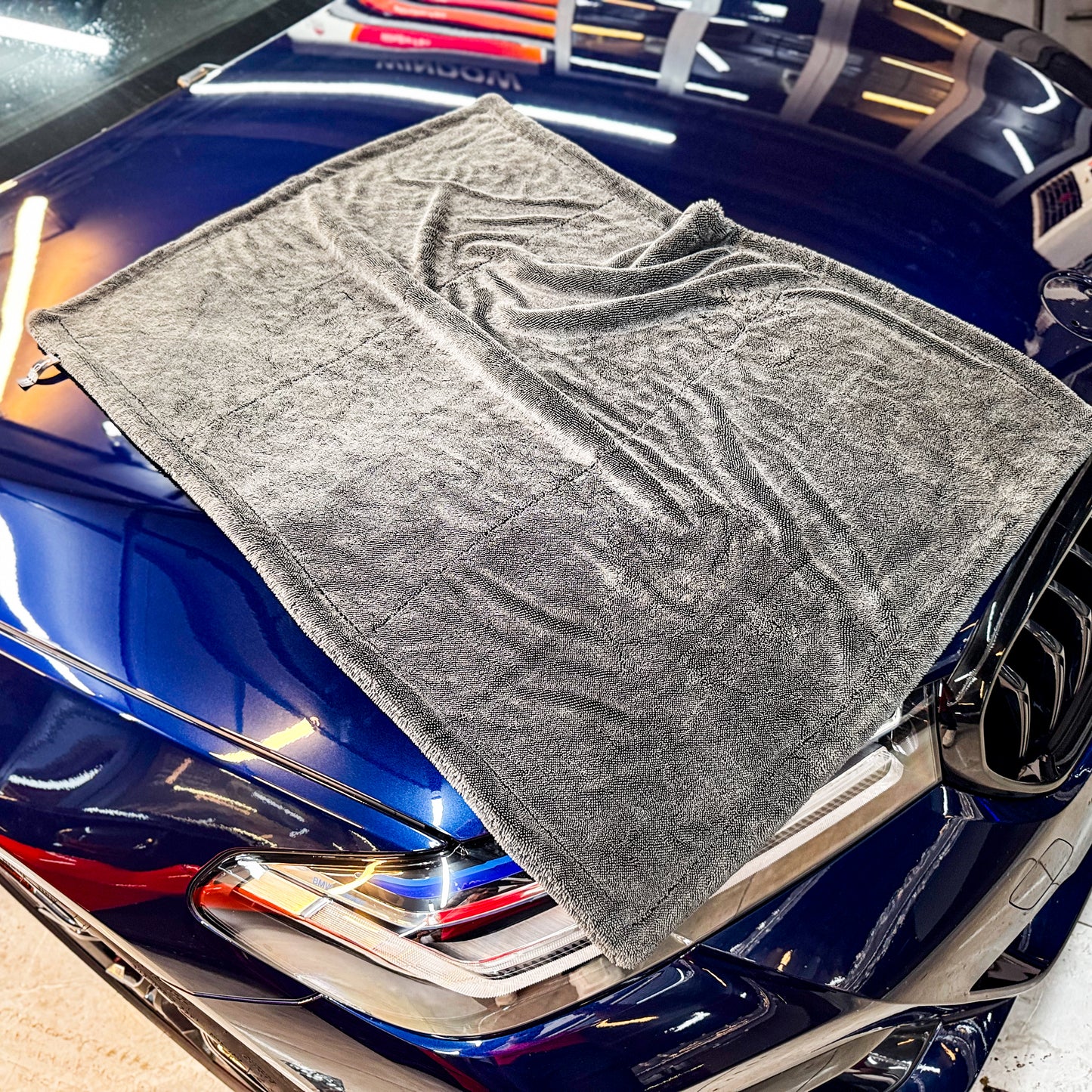 DryStang™ Edition "GERMAN" - 1400 GSM (25in × 36in)