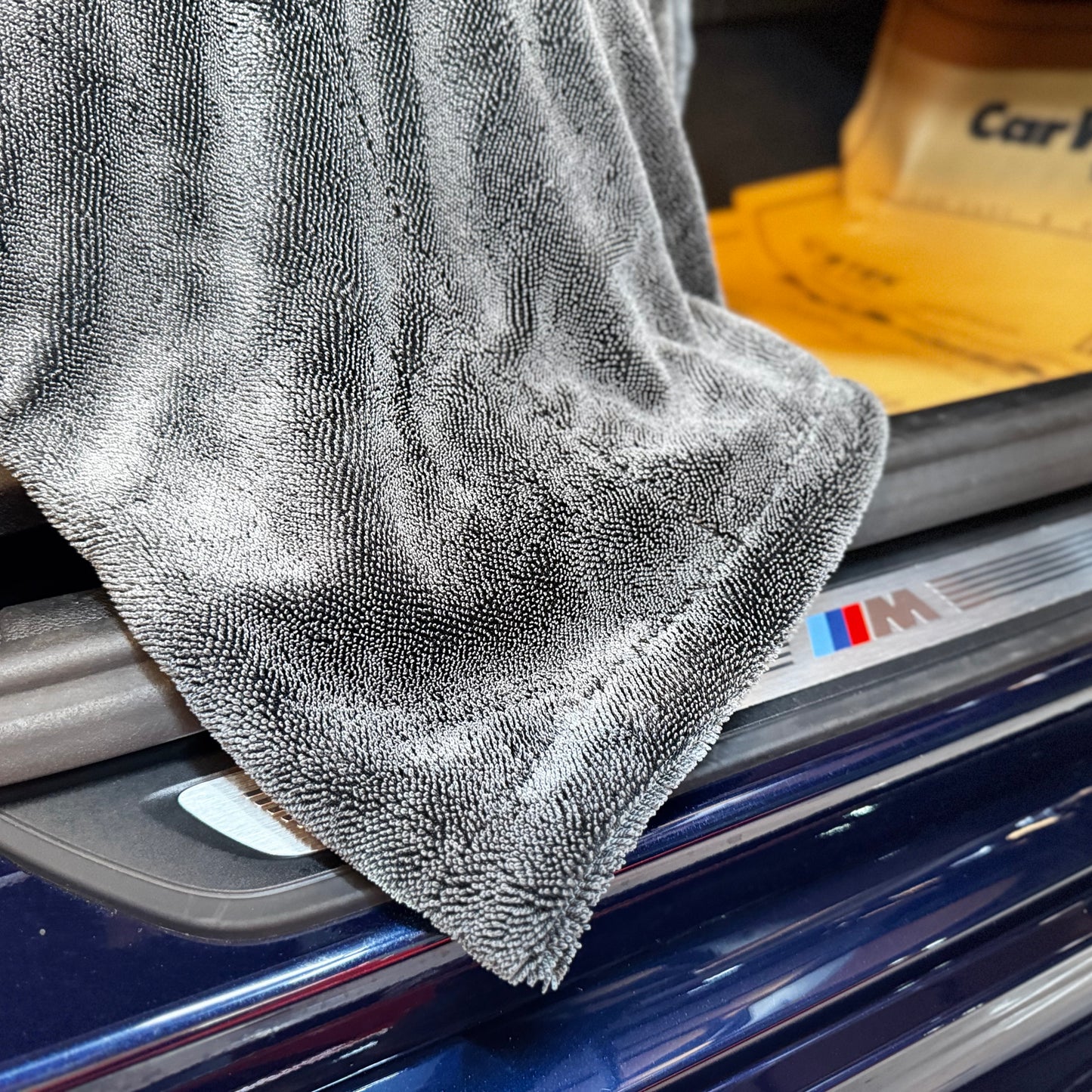 DryStang™ Edition "GERMAN" - 1400 GSM (25in × 36in)