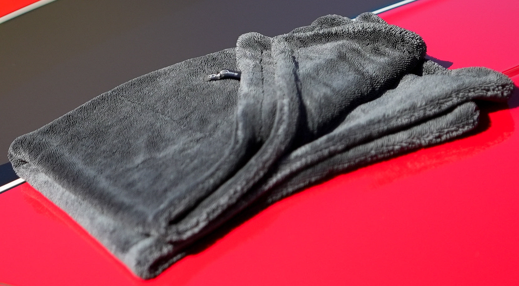 Load video: Car Drying Towel - Ultra Absorbent - DryStang